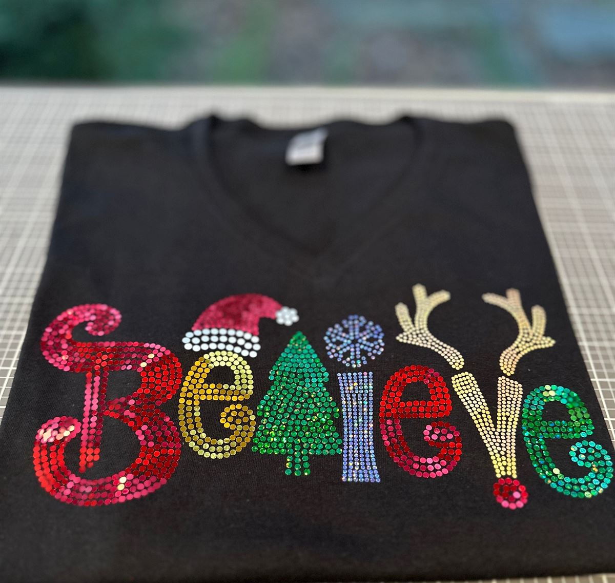 Believe Bling Tee T-shirtchristmas Spangle Design Christmas Sweatshirt Bling Long Sleeve V Neck Holiday Bling Tee Plus Size Up To 5xl