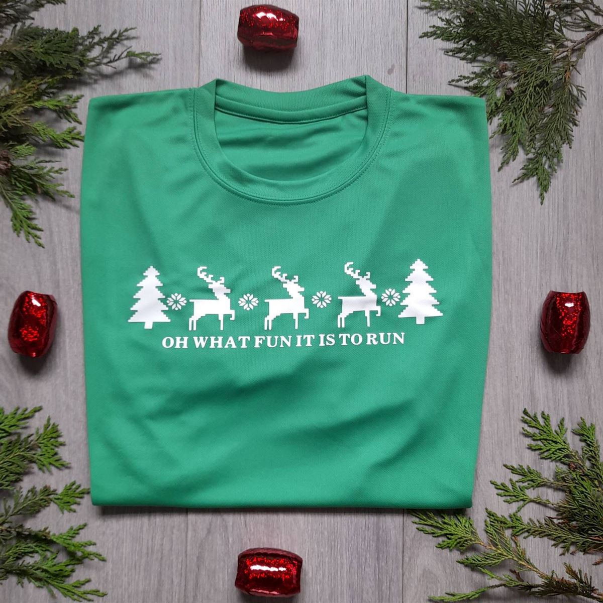 Green And White Christmas Short Sleeve Technical Running T-shirt Reflective Print Winter Running Top Santa Run Xmas Gift For Runner Plus Size Up To 5xl