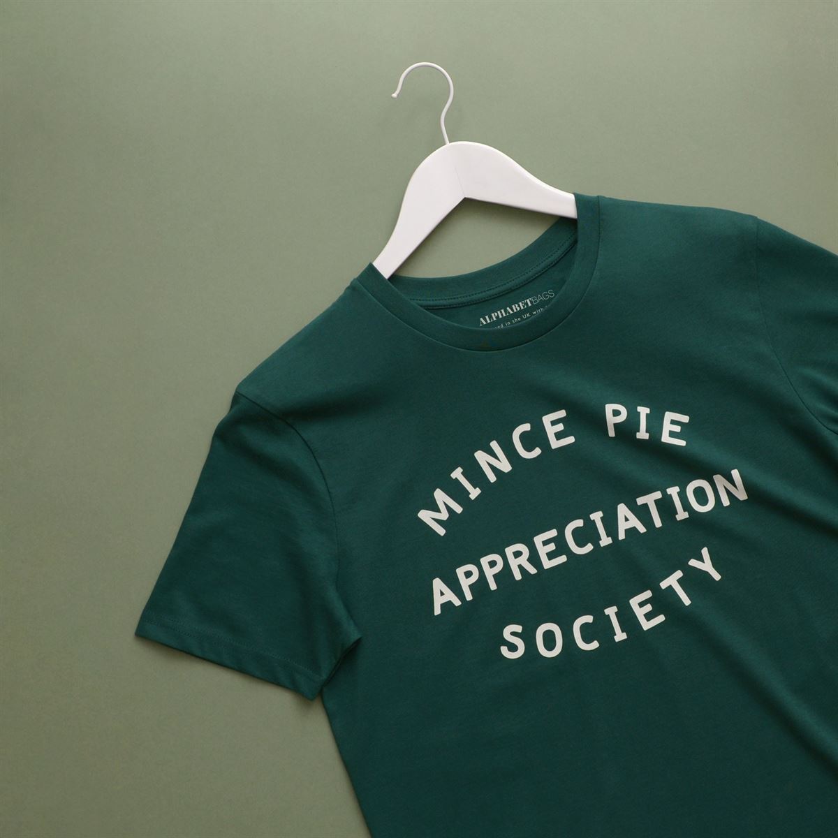 Mince Pie Appreciation Society T-shirt – Unisex Slogan Tee – Christmas T-shirt – Men’s Slogan T-shirt – Women’s T-shirt – Christmas Gift Plus Size Up To 5xl