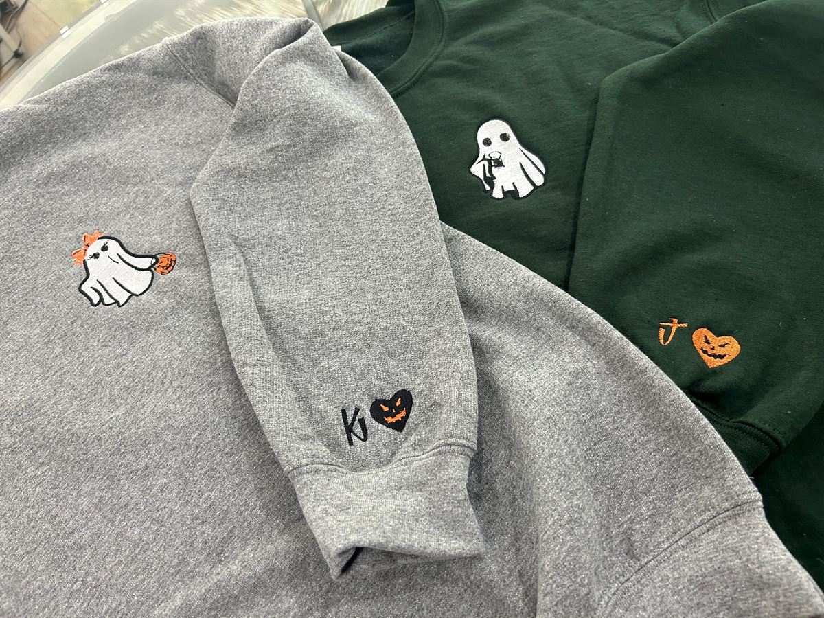 Halloween Embroidered Crewneck Sweatshirt – Matching Ghosts – Holding Drink And Pumpkin – Heart Couples Costume Size Up To 5xl